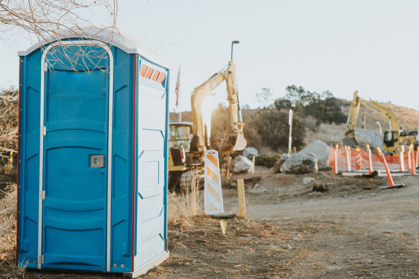 Best Portable restroom trailer rental  in Williamson, AZ